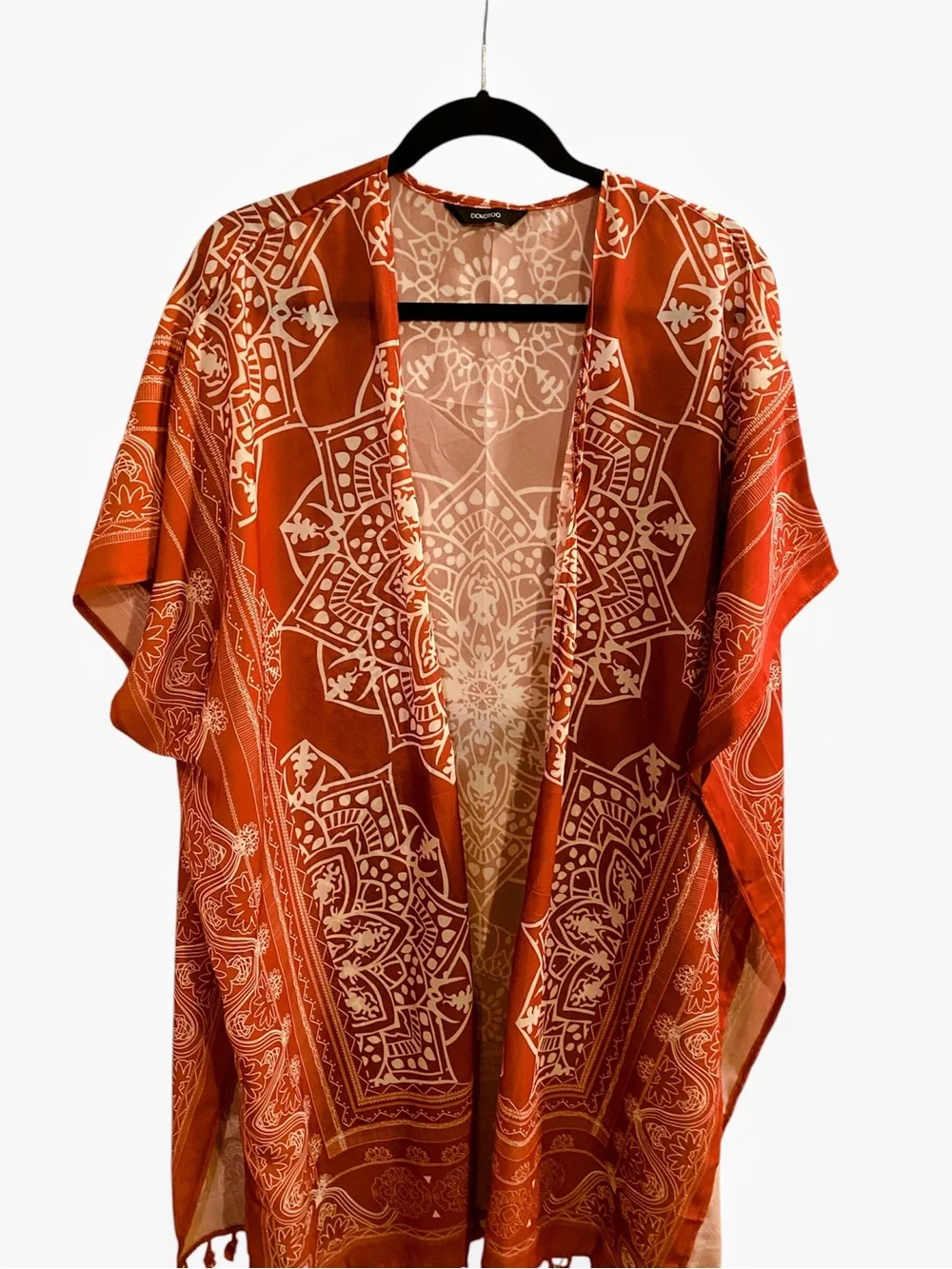 🛑Sold Floral Bandana Print Kimono
Color Dusty Rose
Size OS
NWOT - Picture 4 of 7